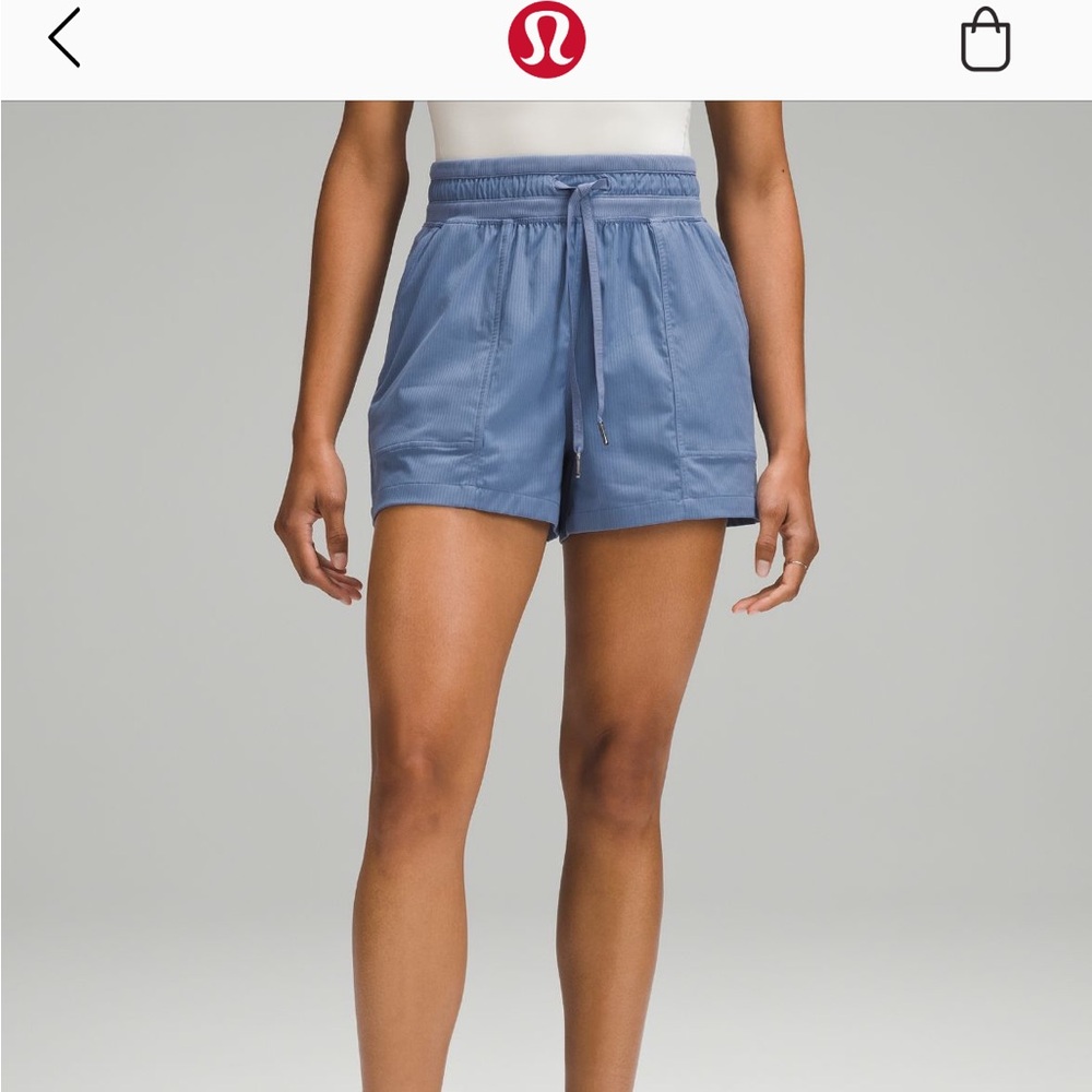 Lululemon dance studio shorts size 4 oasis blue